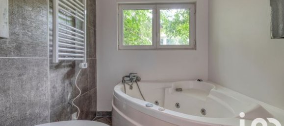 2 bedrooms House in Aulnay-sous-Bois, France No. 358455 4