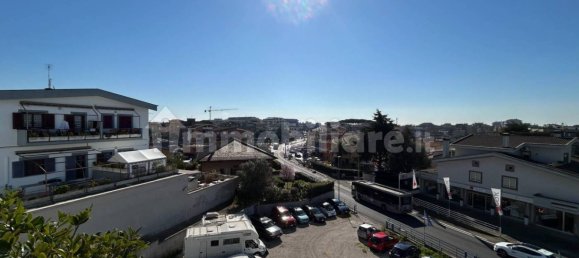 2 bedrooms Apartment in Rome, Italy No. 328340 25