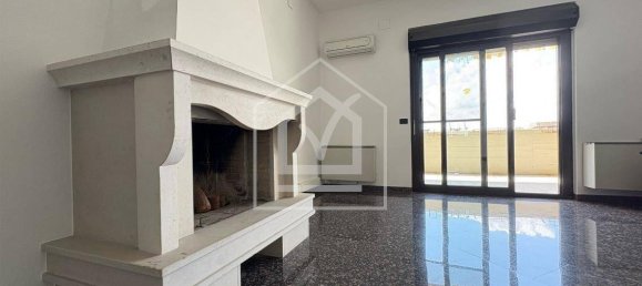 3 Schlafzimmer Wohnung in Bari, Italy, Nr. 289537 3