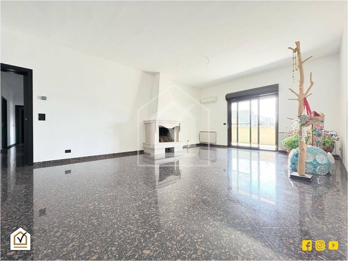 3 Schlafzimmer Wohnung in Bari, Italy, Nr. 289537