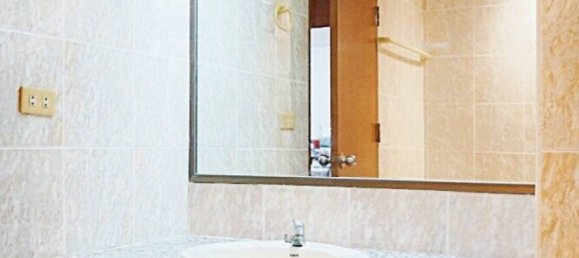 2 bedrooms Condo in Bangkok, Thailand No. 14433 10