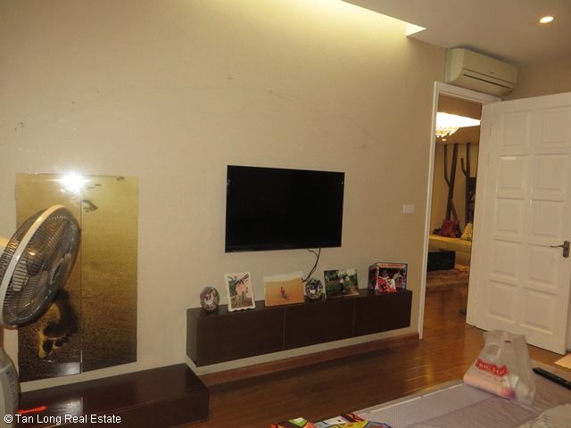 3 bedrooms Apartment in Tay Ho, Vietnam No. 4946