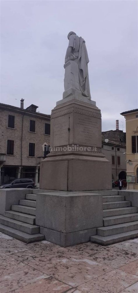 4 غرف نوم شقة في Ostiglia, Italy رقم 222921