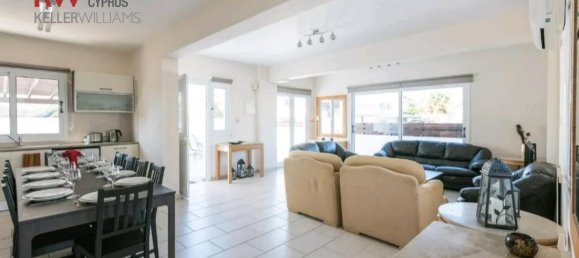 Moradia em banda T4 em Larnaka, Cyprus N.º 26188 3