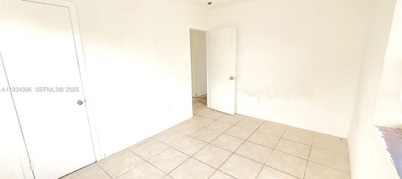 3 dormitorios villa en alquiler en Miami, Miami-Dade, Florida, USA № 615340 7