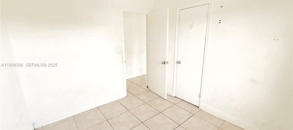 3 dormitorios villa en alquiler en Miami, Miami-Dade, Florida, USA № 615340 9