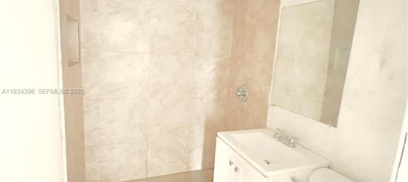3 dormitorios villa en alquiler en Miami, Miami-Dade, Florida, USA № 615340 5