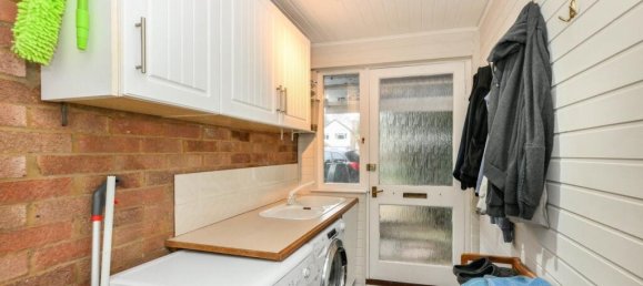 6 Schlafzimmer Haus in Royston, United Kingdom, Nr. 2304 6