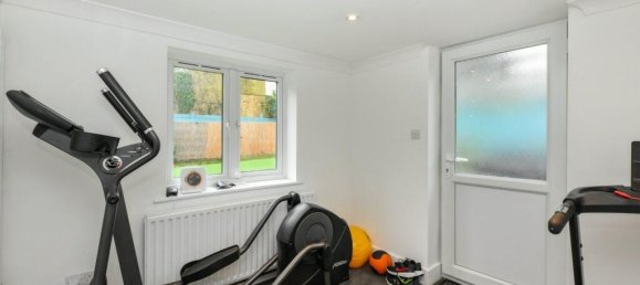 6 Schlafzimmer Haus in Royston, United Kingdom, Nr. 2304 19