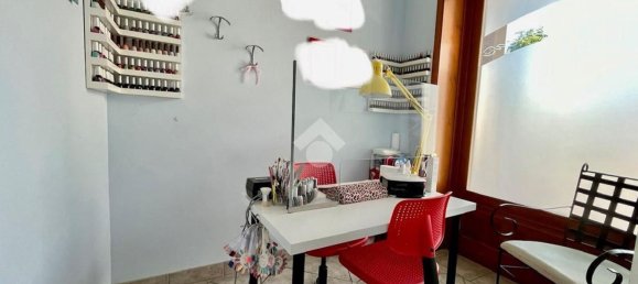 Propiedad comercial en Predappio, Italy 50 m² No. 164596 9