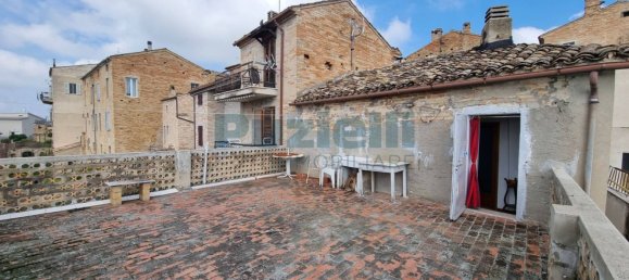 5 rooms House in Monte Giberto, Italy No. 87441 8