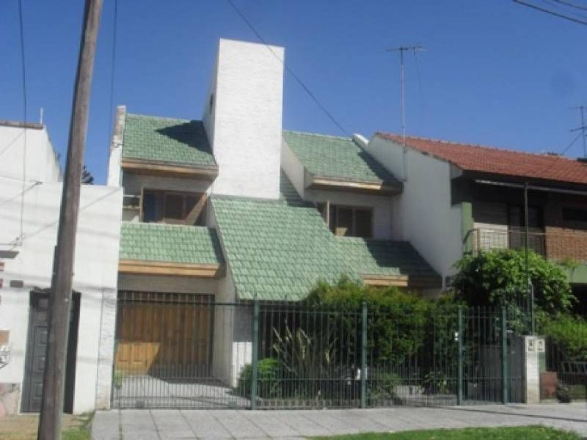 Casa T3 em Lanus, Argentina N.º 9776