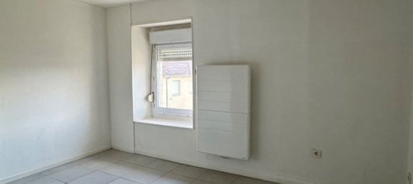 2 bedrooms House in Saint-Dizier, France No. 157253 7