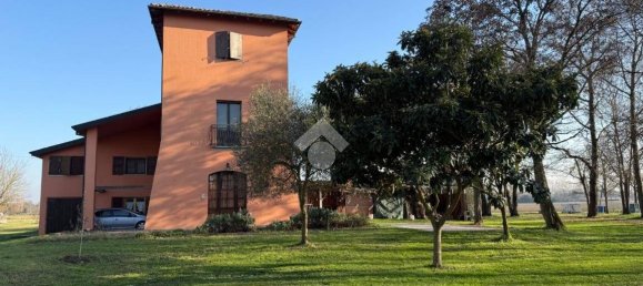 4 bedrooms House in Budrio, Italy No. 107243 16