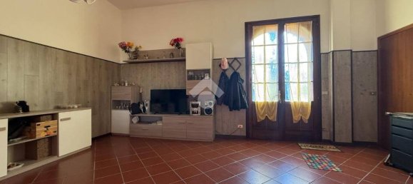 4 bedrooms House in Budrio, Italy No. 107243 7