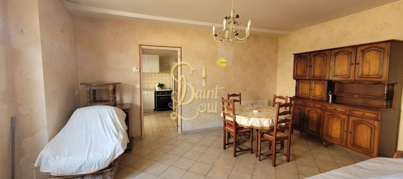 3 Schlafzimmer Haus in Richelieu, France, Nr. 76172 2