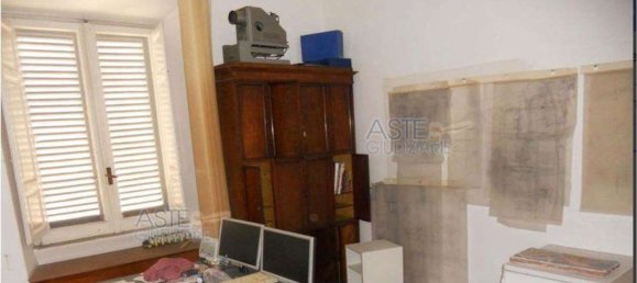 209m² Office in Rome, Italy No. 373842 7