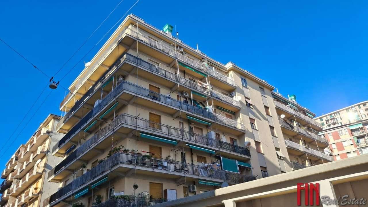 2 Schlafzimmer Wohnung in Genoa, Italy, Nr. 271500