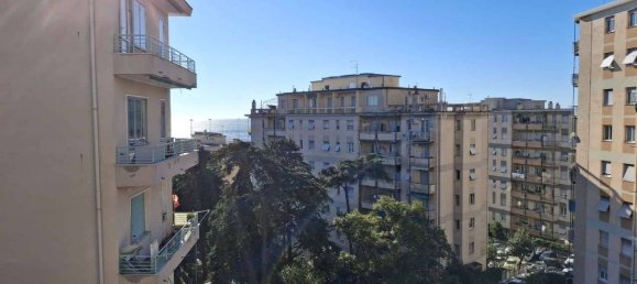 2 Schlafzimmer Wohnung in Genoa, Italy, Nr. 271500 3