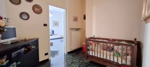 2 Schlafzimmer Wohnung in Genoa, Italy, Nr. 271500 12