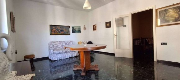 2 Schlafzimmer Wohnung in Genoa, Italy, Nr. 271500 23