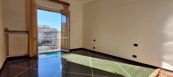 2 Schlafzimmer Wohnung in Genoa, Italy, Nr. 271500 28