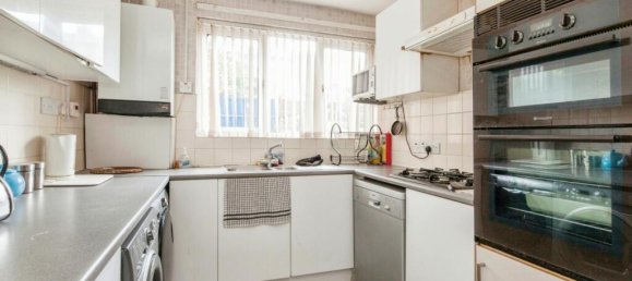 3 bedrooms Maisonette in London, United Kingdom No. 2840 10