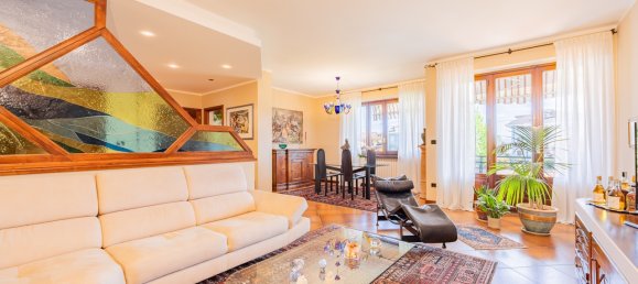 8-salle Villa à Castelletto Stura, Italy No. 144597 15