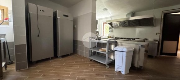 Imóvel comercial em Colleretto Castelnuovo, Italy 1000 m² N.º 327704 20