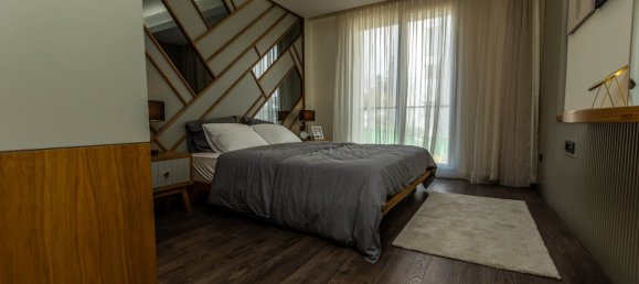 Apartment 5+2 in Istanbul, Turkey No. 24784 9