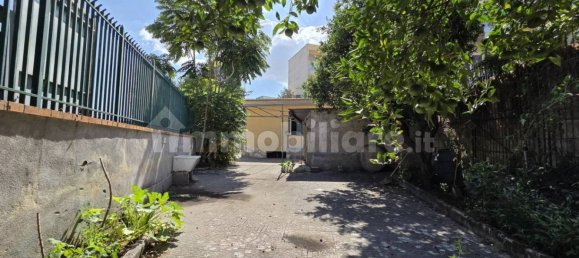 2 bedrooms Villa in Marano di Napoli, Italy No. 329749 10