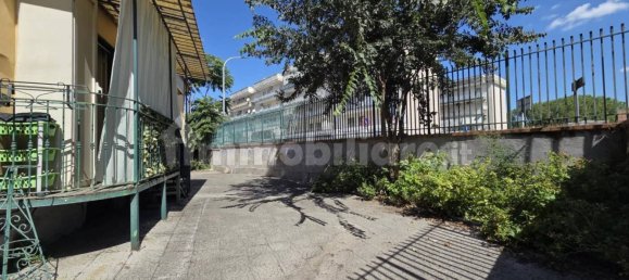 2 bedrooms Villa in Marano di Napoli, Italy No. 329749 4