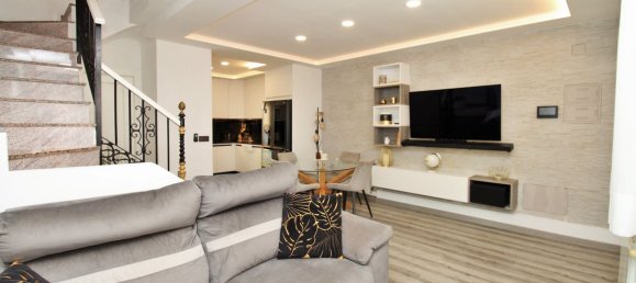 3 bedrooms Townhouse in Alicante, Spain No. 181621 6