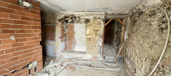 6غرفة منزل في Castelnuovo Nigra, Italy رقم 113575 8