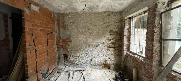 6غرفة منزل في Castelnuovo Nigra, Italy رقم 113575 20