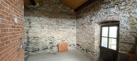 6غرفة منزل في Castelnuovo Nigra, Italy رقم 113575 16