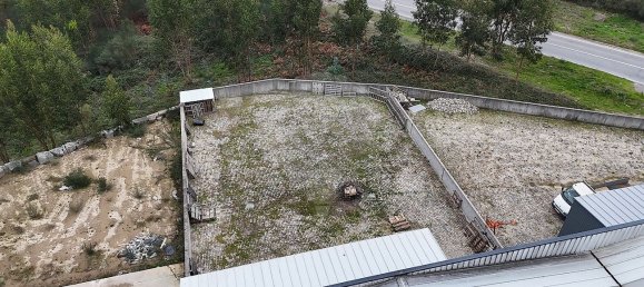 960m² Commercial property in Lousada, Portugal No. 55512 4