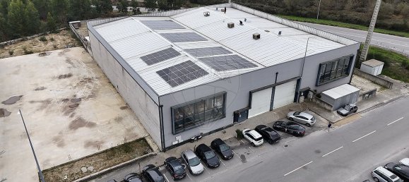 960m² Commercial property in Lousada, Portugal No. 55512 5