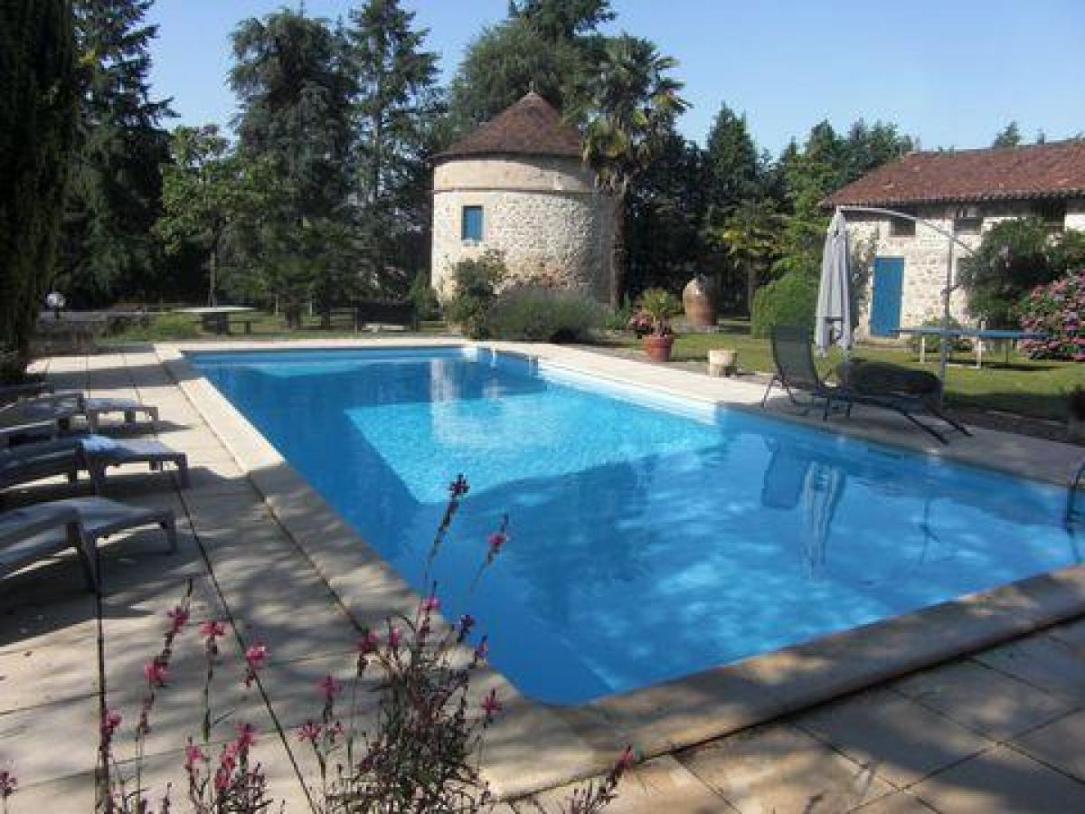 4 bedrooms House in Nontron, France No. 12130