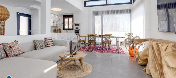 4 bedrooms House in Torrevieja, Spain No. 131916 6