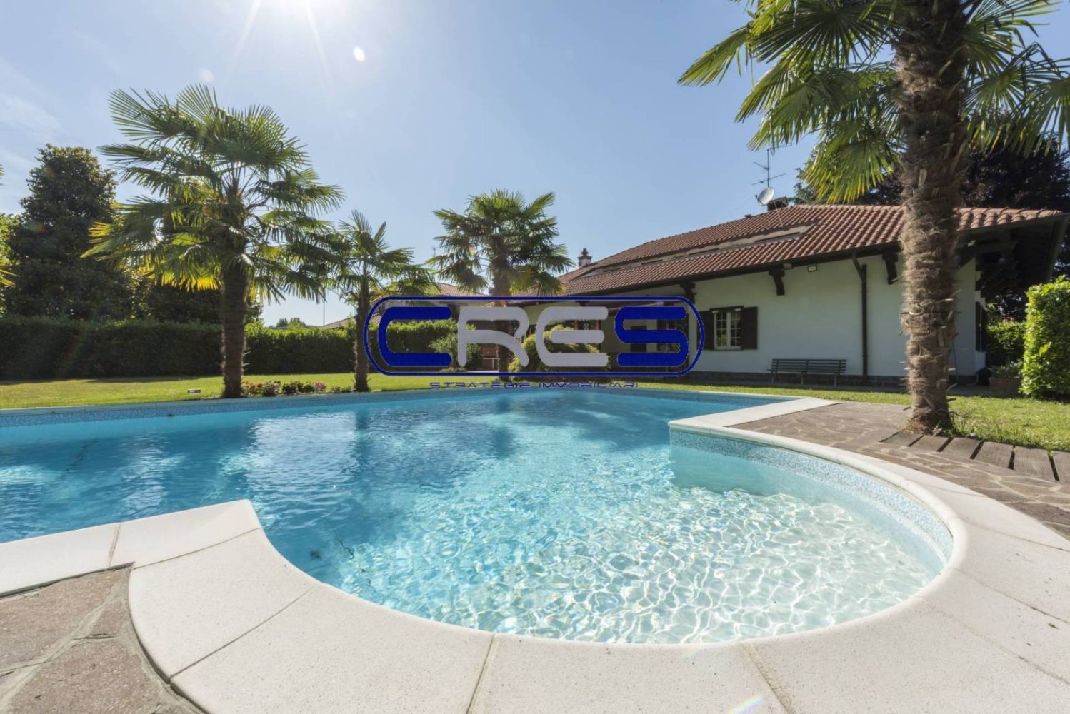 Villa T4 em Vermezzo con Zelo, Italy N.º 16654