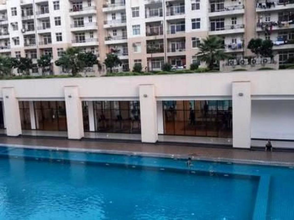 3 Schlafzimmer Haus in Noida, India, Nr. 65241