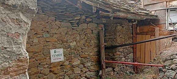 2 rooms House in Perloz, Italy No. 186635 5