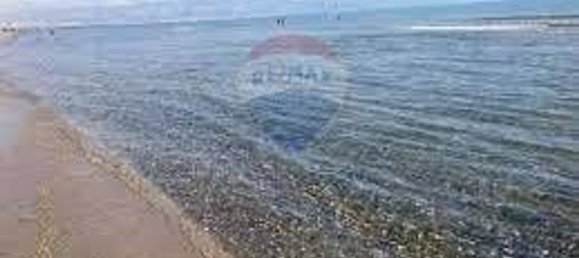 Apartamento de 3 habitaciónes en Manfredonia, Italy No. 108690 16