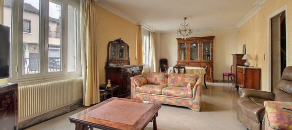 5 bedrooms House in Romainville, France No. 151284 4