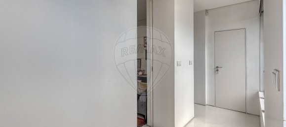 3 bedrooms House in Vila Nova de Gaia, Portugal No. 176381 6