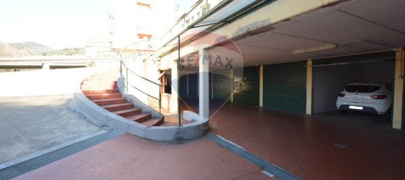 1 room Garage in Savona, Italy No. 33261 5