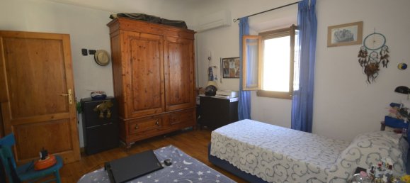 4-salle Duplex à Scandicci, Italy No. 289681 20