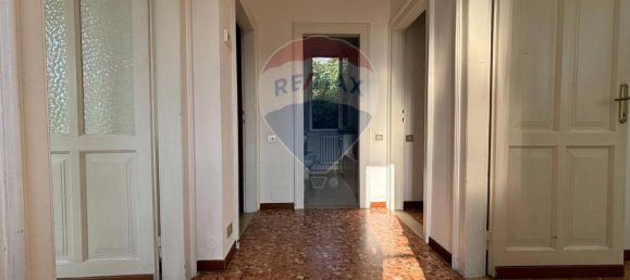 Apartamento de 3 divisões em Malnate, Italy N.º 69346 7