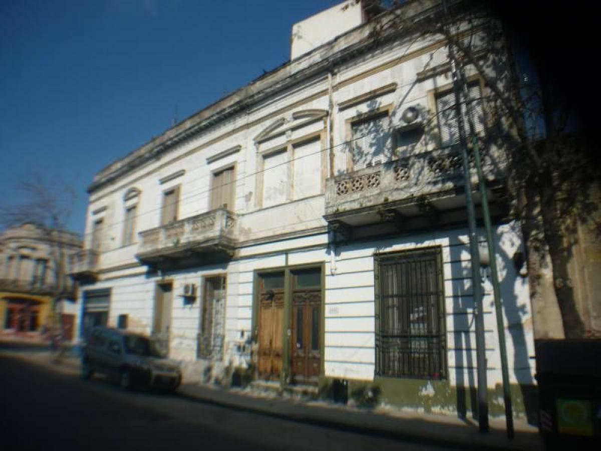 5 bedrooms House in Buenos Aires, Argentina No. 76682